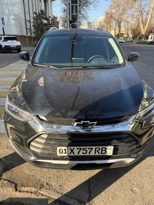 Tracker 2 Premier  Срочна Сотилади