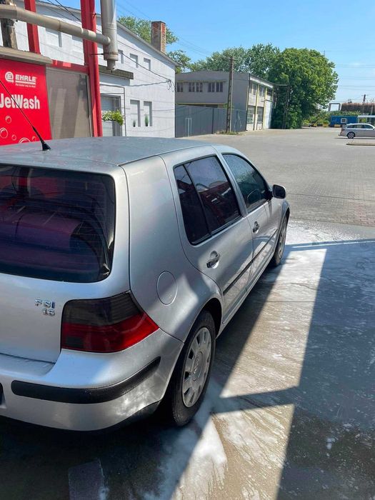 VOLKSWAGEN Golf 2002 — imagine 9