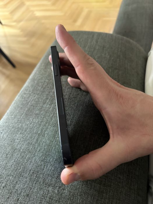 Iphone 12 64Gb черен