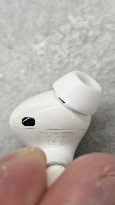 Оригинални Apple AirPods Pro 1 – пълен комплект + калъф