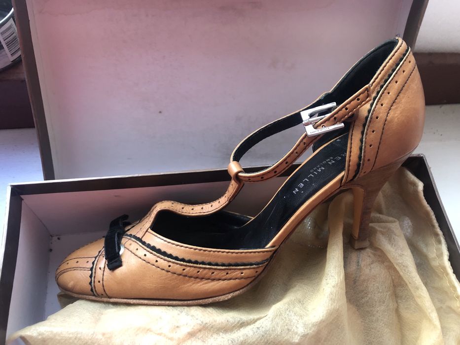 Туфли бархатные очаровательные!)