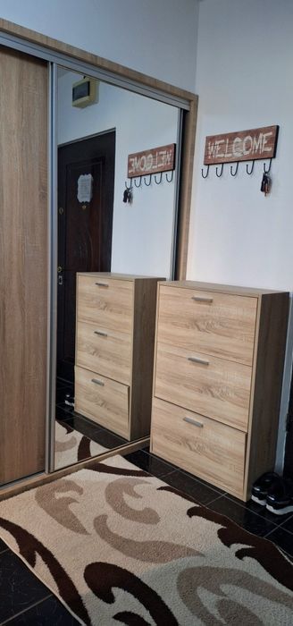 Închiriez garsoniera