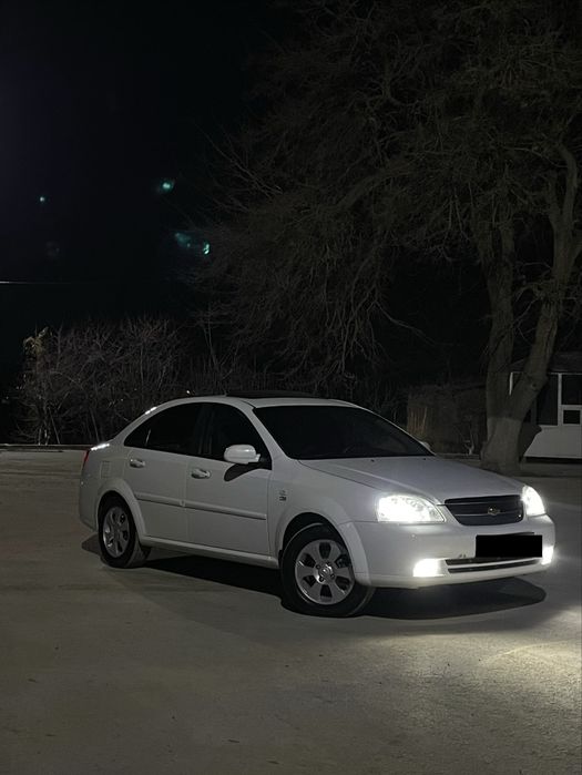 Lasetti sotiladi varianti bilan birga 8200