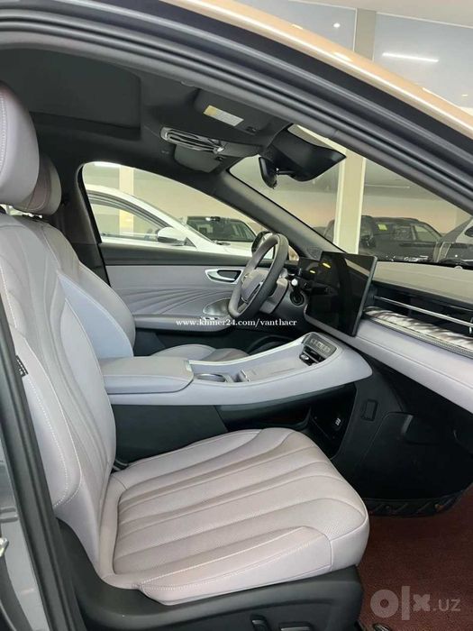 Roewe m7 hybrit, 0 probeg