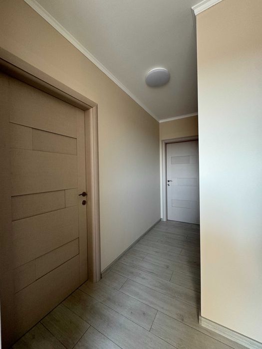Продава се Тристаен апартамент в Търговище, Вароша - 179 кв.м за 823 €/кв.м - Снимка #10