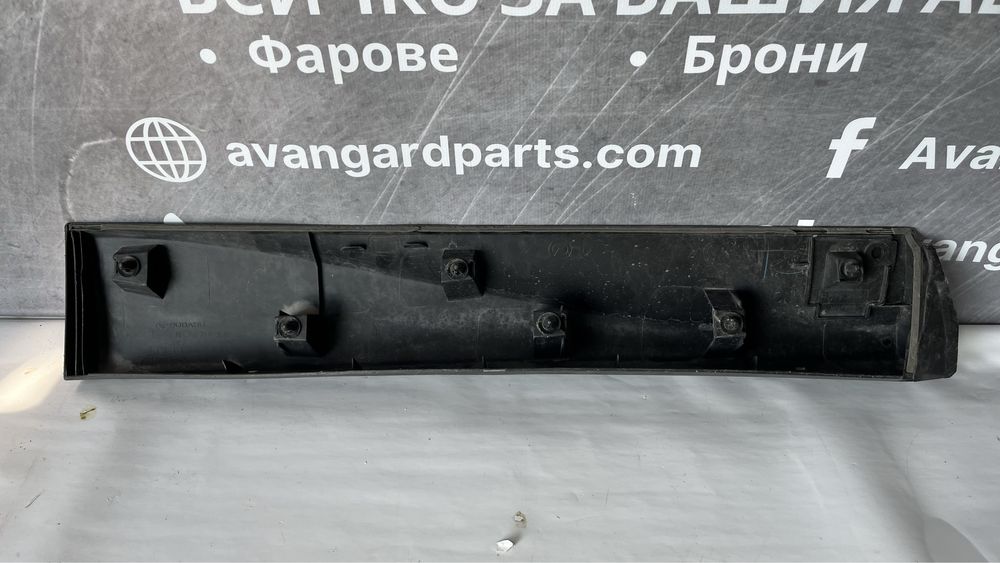 Праг на задна лява врата Subaru Forester 2014-2018