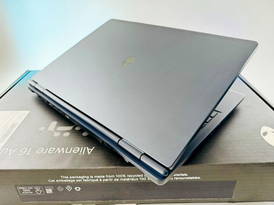 Лаптоп Dell Alienware 16X Aurora 16" WQXGA 240Hz Core Ultra 9-275HX 64GB DDR5 4TB SSD RTX 5070 Win11 ТОП ОФЕРТА! 2г. Гаранция!