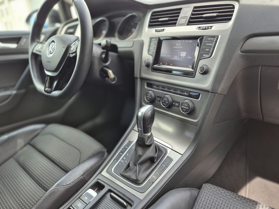 Volkswagen Golf  2.0 TDI