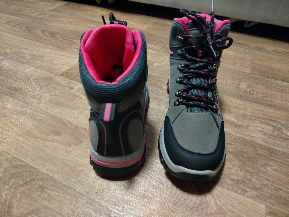 Женские ботинки 40 размера