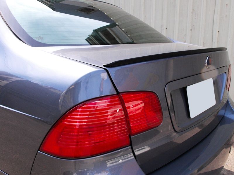 Eleron (lip codita) portbagaj Toyota Corolla Avensis