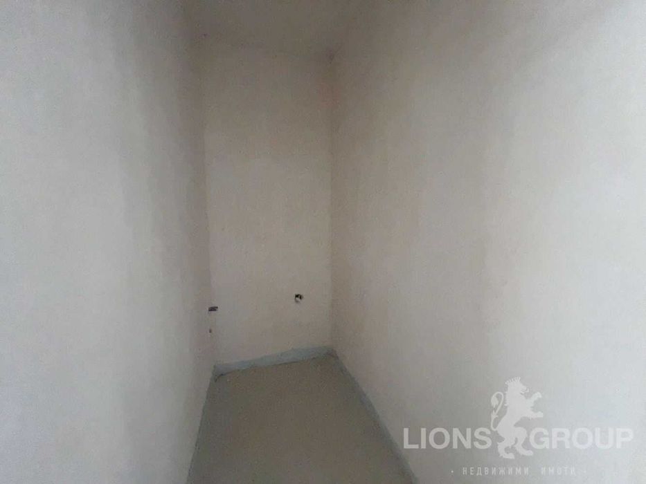 Продава се Двустаен апартамент в Варна, Възраждане 3 - 61 кв.м за 1968 €/кв.м - Снимка #5