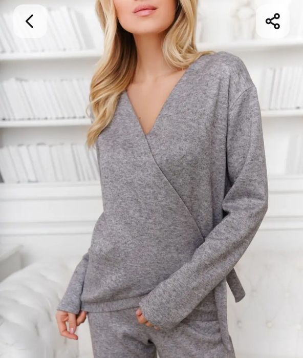 Брючный тёплый костюм 46