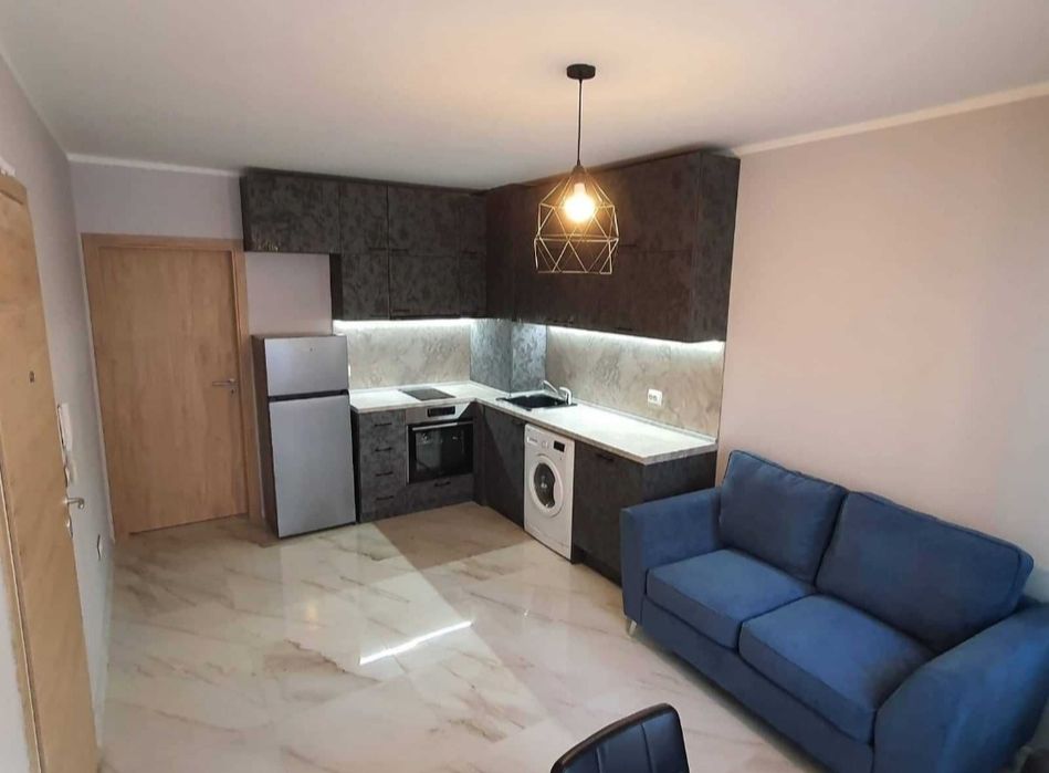 Център двустаен 500€