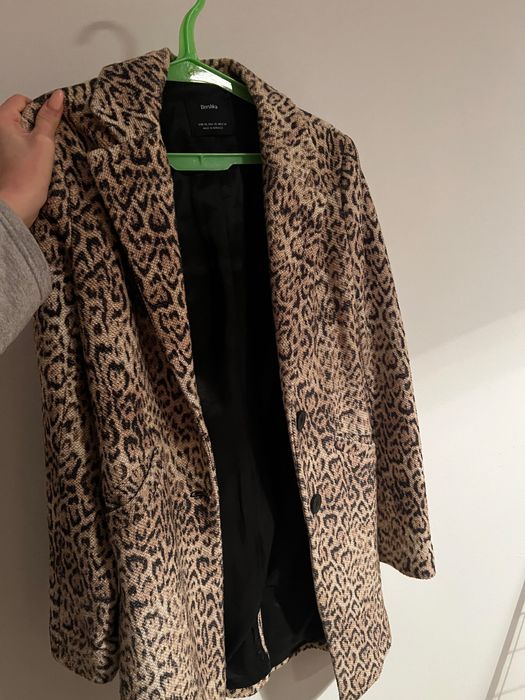 Палто и яке на гес