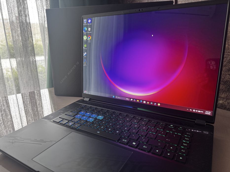 Gigabyte AORUS Master 16 BYH – RTX 5080 16GB | Intel Core Ultra 9 275HX | OLED 240Hz | Ca nou