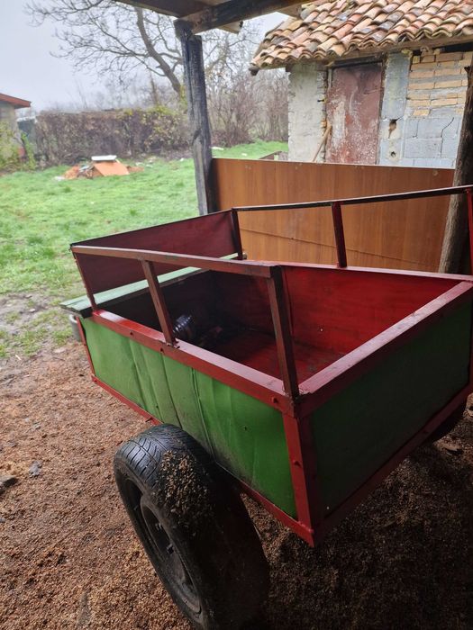 Продавам ремарке за мотофреза