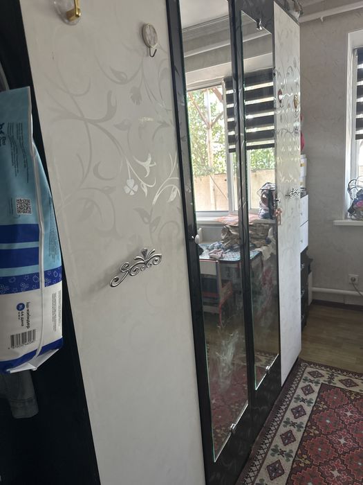 Продам спальный гарнитур