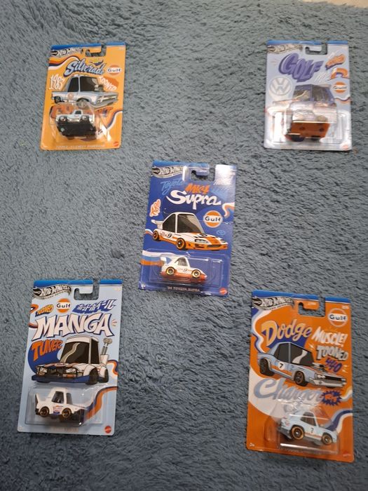 Hot wheels silver series tooned set