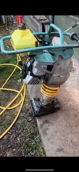 Inchiriez mai compactor, placa compactoare , picamer ,