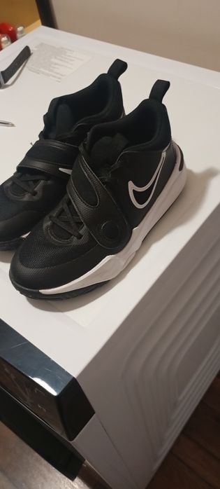 Оригинални маратонки Nike 40