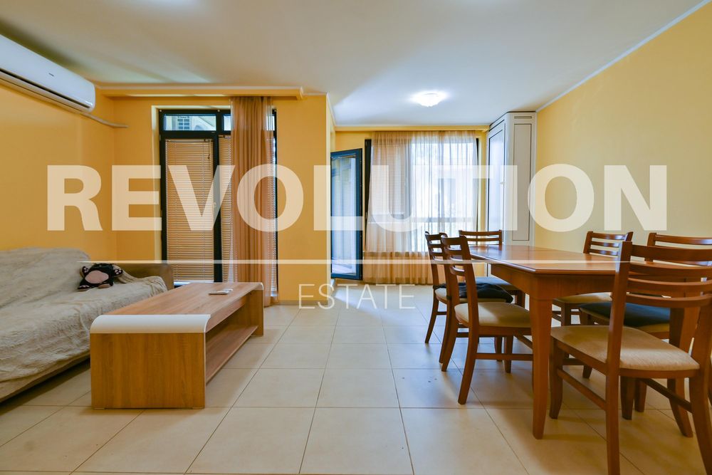 Дава се под наем Тристаен апартамент в София, Витоша - 107 кв.м за 800 € - Снимка #1