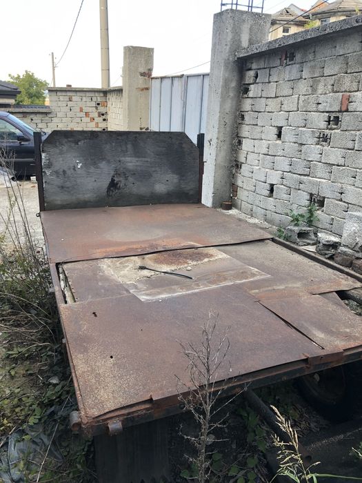 Ремарке за трактор двуосно