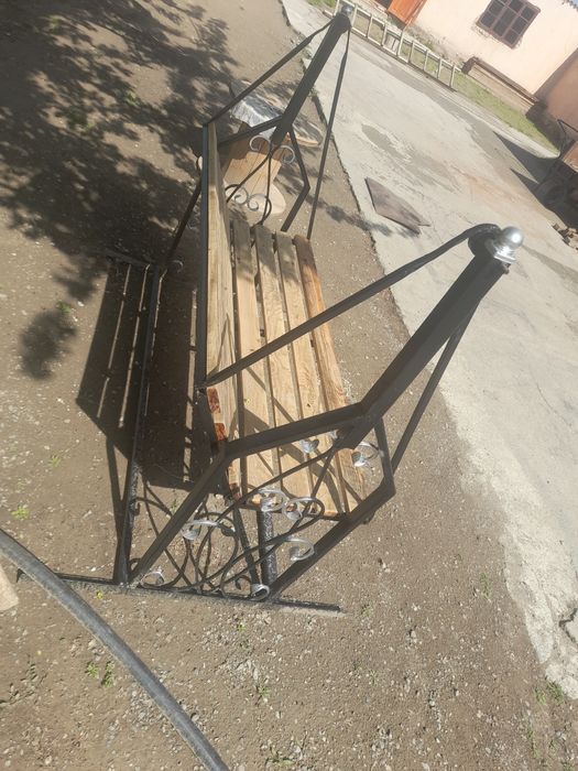 Заттар сатылады және обмен бар