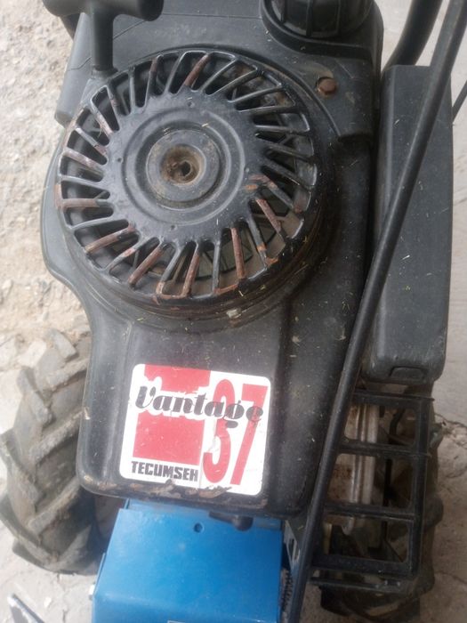 Палцова самоходна  бензинова косачка