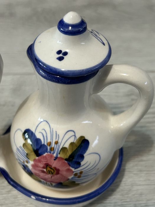 Керамичен испански ръчно рисуван комплект за зехтин и оцет