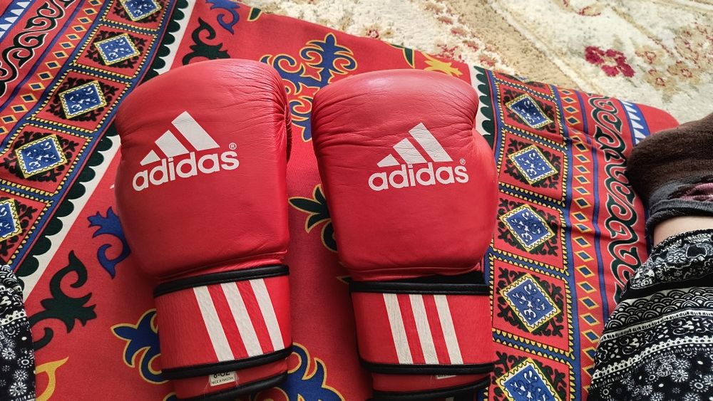 Шлем  боксерский