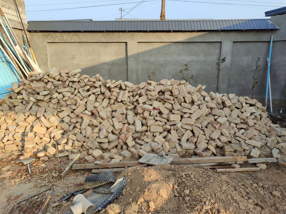 Гишт сотилади ишлатилган