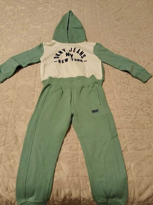 DKNY детски екип 110