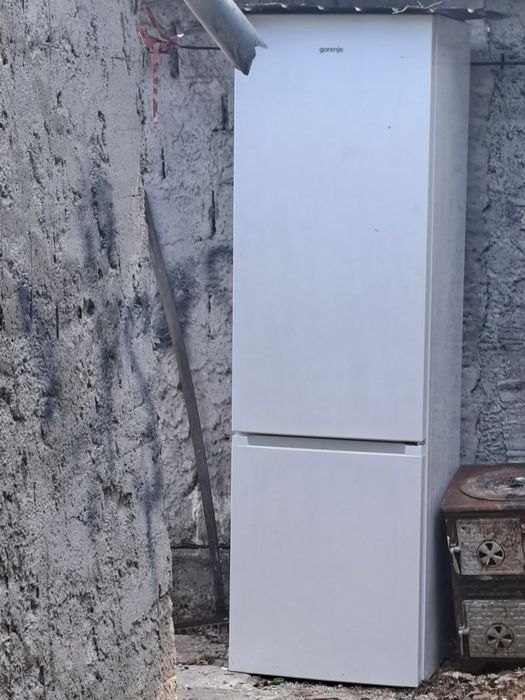 Frigider aragaz masina de spălat  saci de ciment
