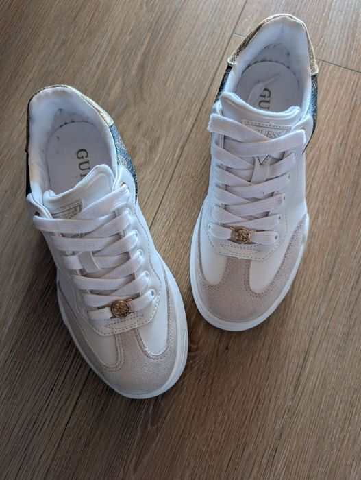 Обувки/Маратонки Guess