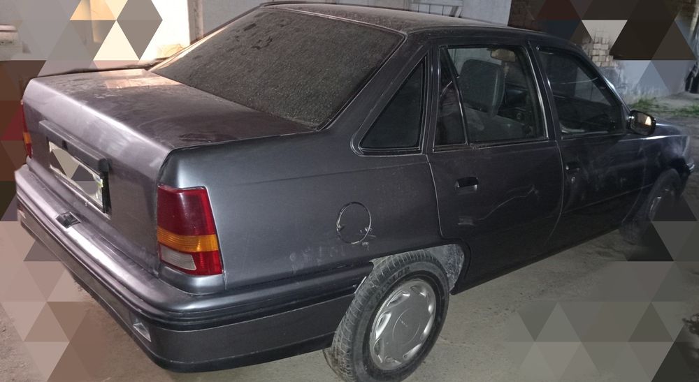 Продам Опель кадетт в хорошем состоянии