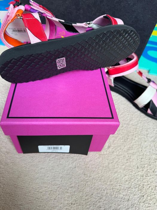 Сандали PUCCI  Нови