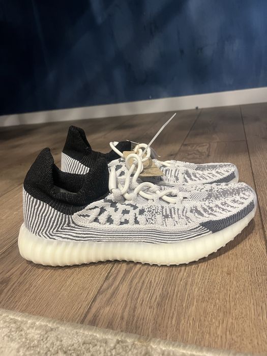 Adidas Yeezy Boost 350 V2 CMPCT. Marimea 41,5