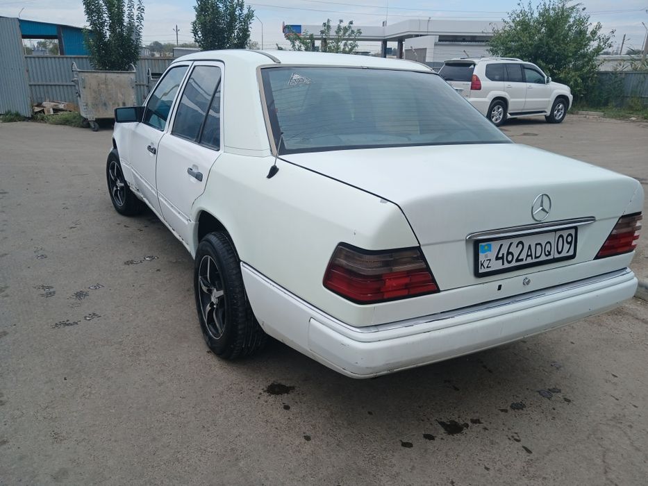 Продам Мерседес  124