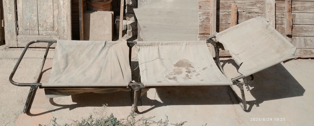 Raskladushka, yigʻma krovat.