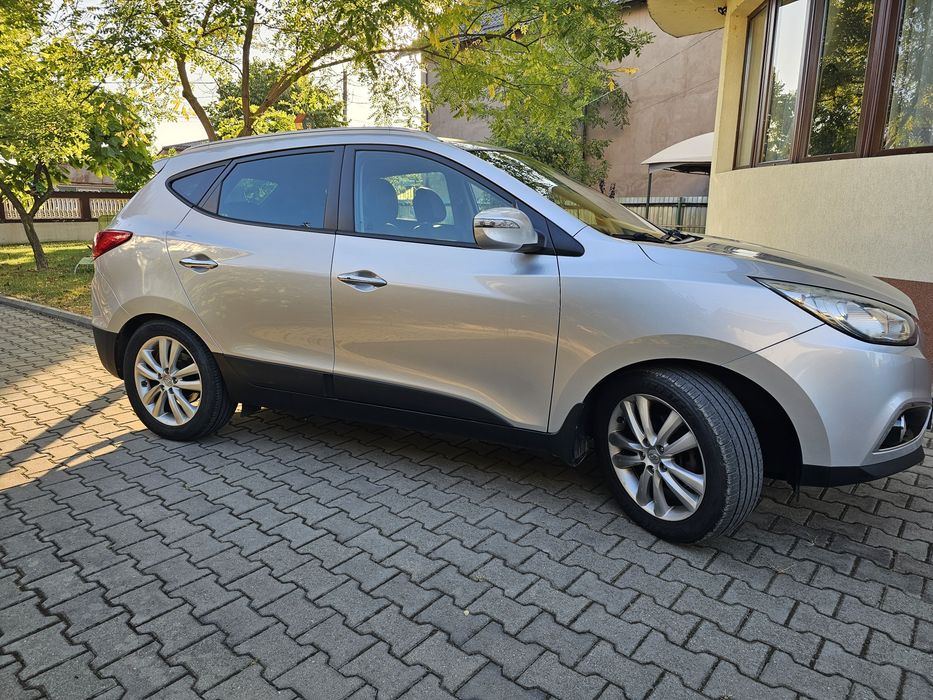 Hyundai  IX 35 automat 4x4, piele, scaune incalzite