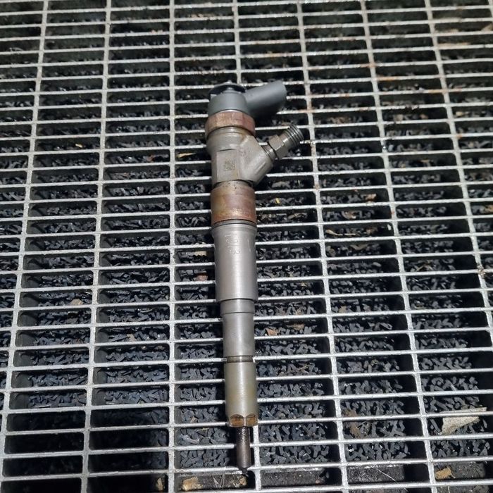 Injector BMW X3 E83 2.0 Diesel 2003 - 2006 150CP M47 D20 Euro4 (1313) Diesel 0445110216