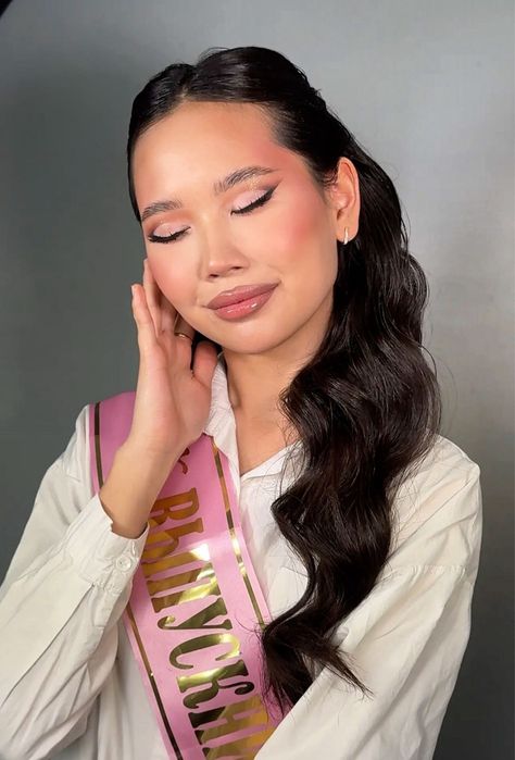 Макияж прическа Уральск