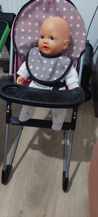 Детска играчка- столче за хранене и бебе