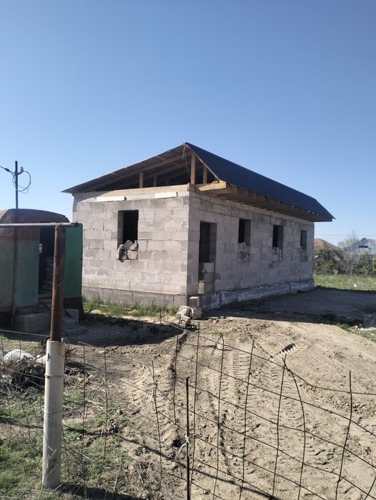Продам Времянку не достроенный