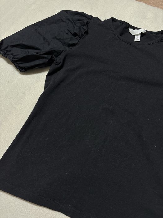 Продам кофточки и футболку