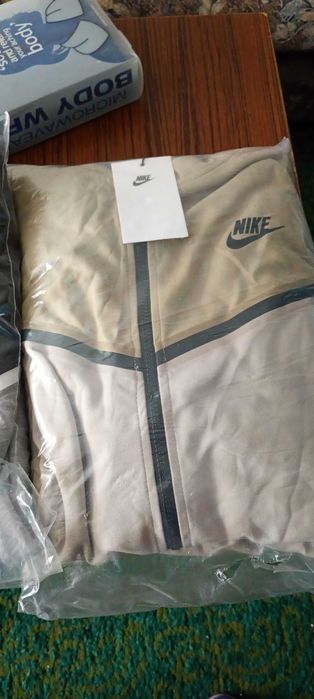Nike tech fleece М,Л