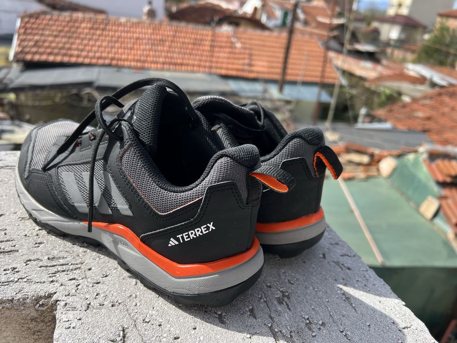 Adidas Terrex 42 2/3