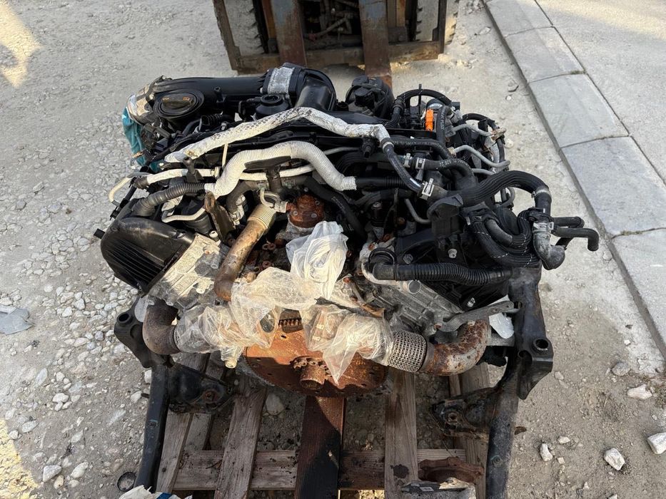 Двигателя Audi 3.0 tdi a4 a6 a7 q5 q7 176kw 239ps ( CPN )