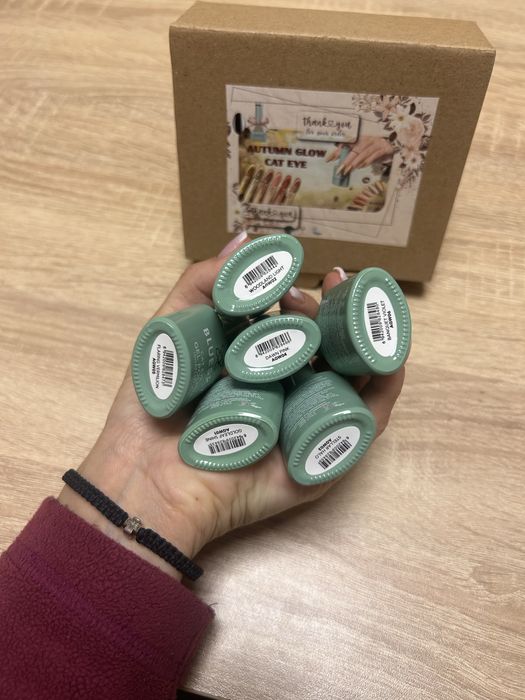 Блускай лакове 6 бр сет 100 лв нови