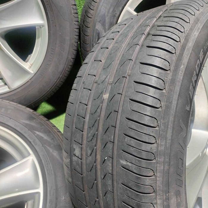 Продам Оригинальные Диск с шинами BMW X5 E70 255/55R18